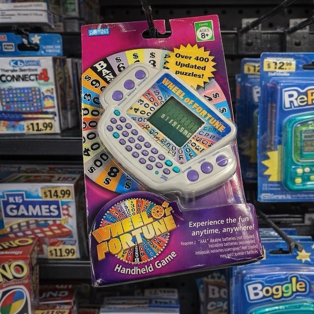 NEW SEALED Wheel Of Fortune Handheld Electronic Game Hasbro 2005 2nd Edition
